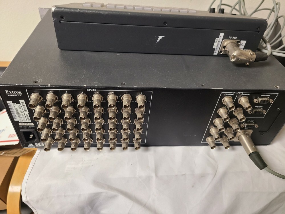 Extron SGS 408 8Input Seamless Component & RGB Graphics Switcher +remote+cable