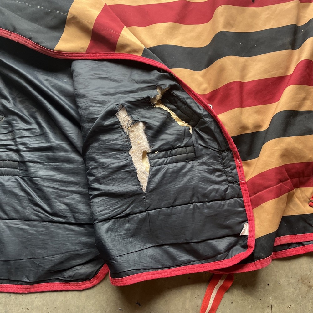 Rhino Newmarket 200g Medium Stable Blanket 75”