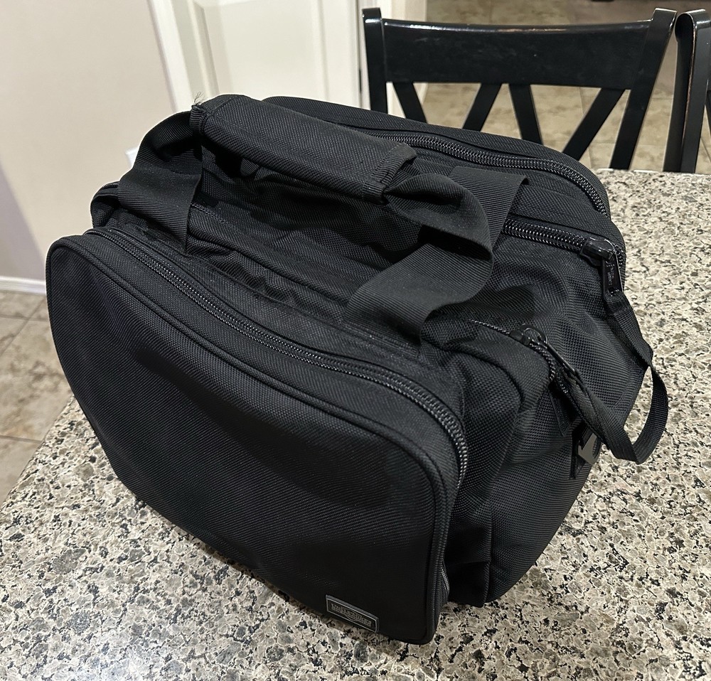 Uncle Mike's Law Enforcement Side-Armor Deluxe Range Bag - Black
