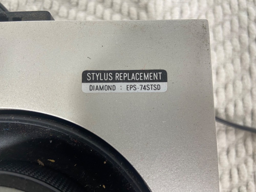 Technics SL-1600MK2 Direct-Drive Turntable Works