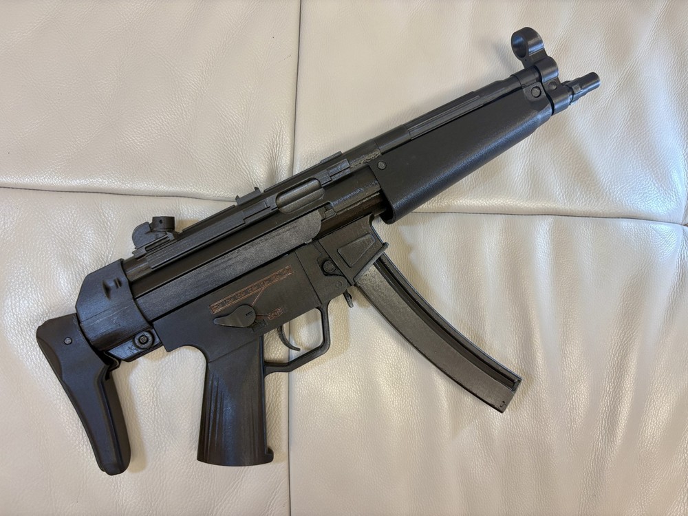 MP5 Style Tactical Cosplay Prop – Moving Parts – Non-Functional
