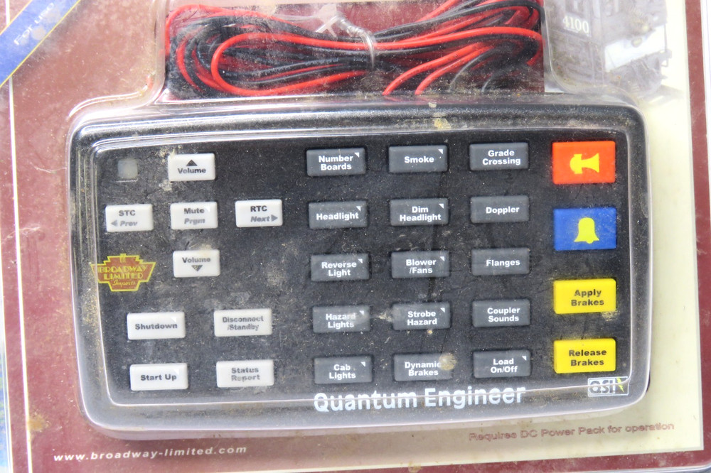 BROADWAY LIMITED QUANTUM ENGINEER 28 BUTTON ACTIVATOR FOR DC ANALOG "SEALED"