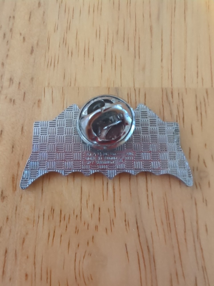 Batman Pin- Vintage DC Comics- 80's Batman Jacket Lapel Tack