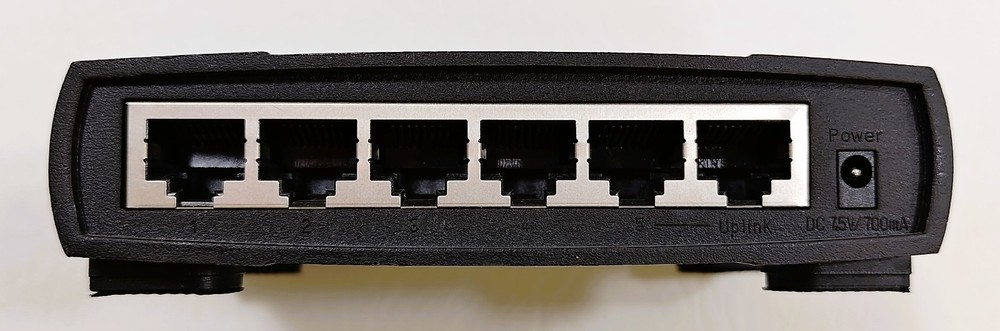 Linksys EtherFast 5-Port 10/100 Workgroup Switch. Model No. EZXS55W