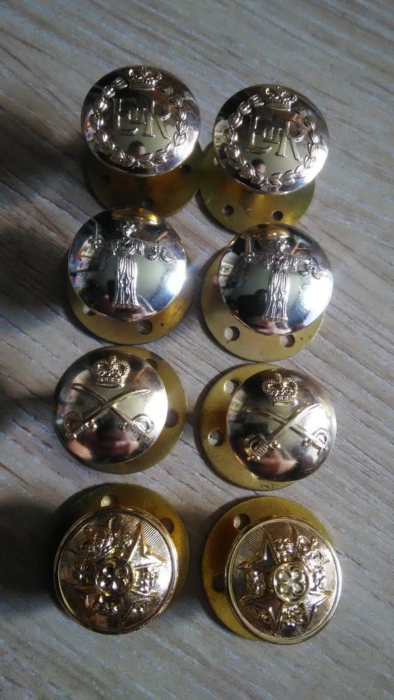 military accessory X8 (English)