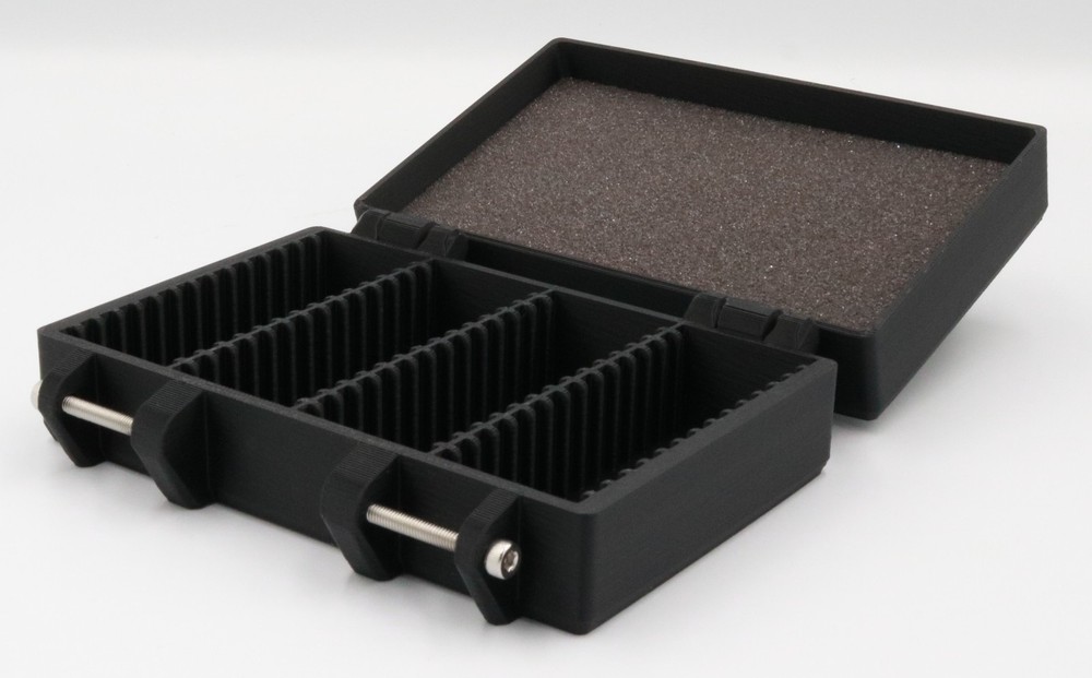 DS & 3DS Protective Carrying Case - Holds 60 Games