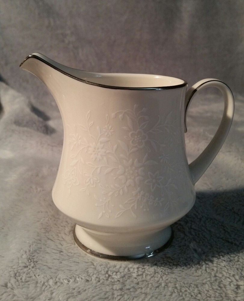 REDUCED  Noritake Ivory China Affection Creamer