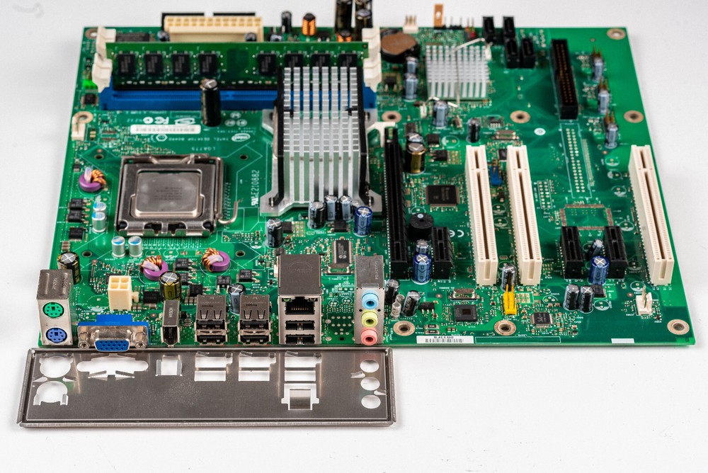 Retro Windows XP Gaming Motherboard ATX Intel Core 2 DDR2 w/Driver Disk CD