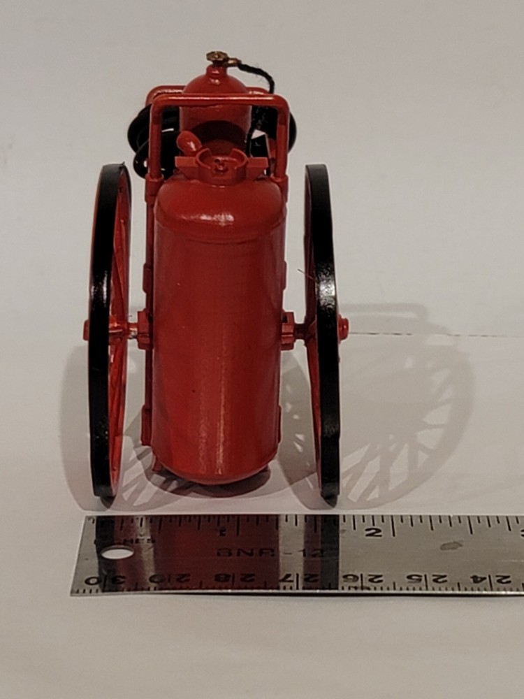 G Scale Fire Extinguisher - 1:24 Scale Dolley Fire Extinguisher