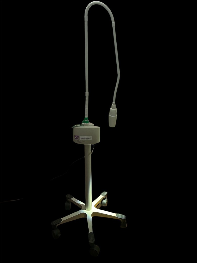 MIDMARK Ritter 253 LED Exam Light with Mobile Stand