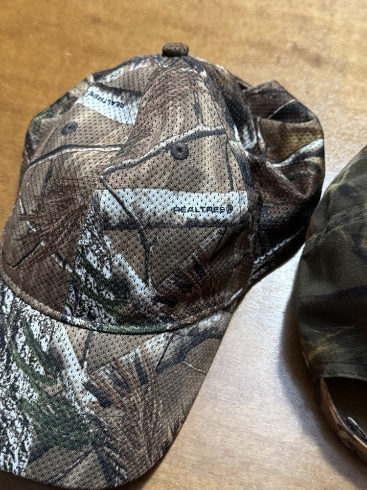 2 Pack RealTree Hats One W/LED Hat Light