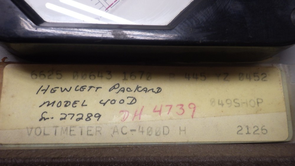 Vintage Hewlett Packard 400D Vacuum Tube Voltmeter Powers On/Untested