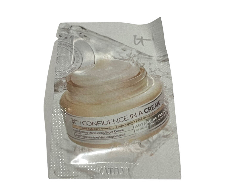 IT COSMETICS Confidence In An Eye Cream Brightens & Transforms Full Size NIB