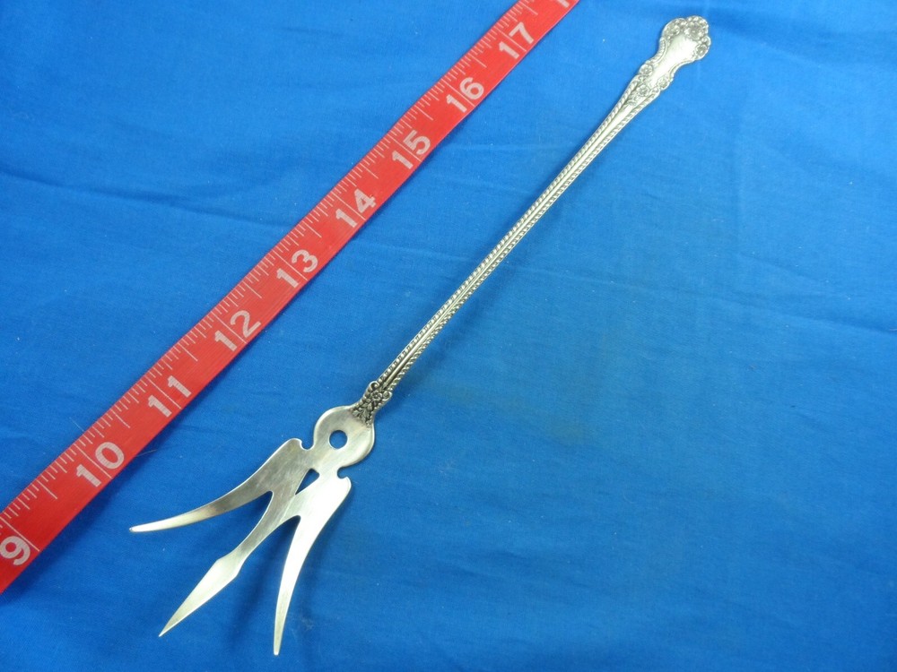 Antique Gorham Cambridge 1899 Sterling Silver Lettuce Serving Fork 9-3/8"