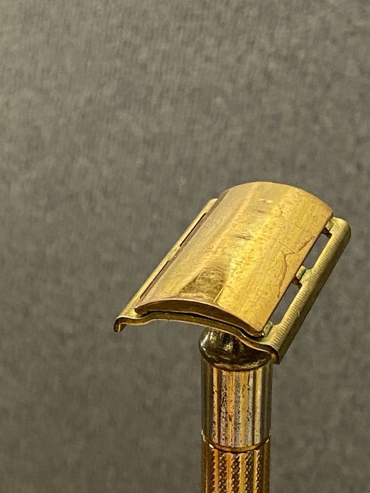Vintage Gillette Fat Handle Tech - Gold Tone - Post War 1946-1950