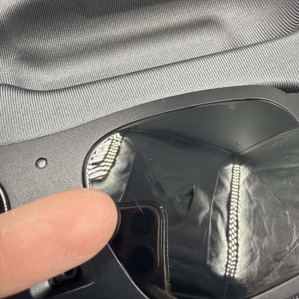 eSight Go - Assistive Digital Vision Devise Glasses -Used