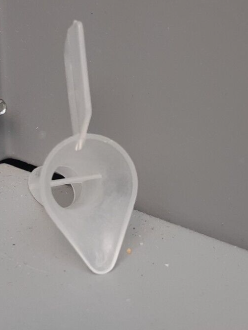 Mini Clear Plastic Funnel w/sm handle/split shaft/ (100)