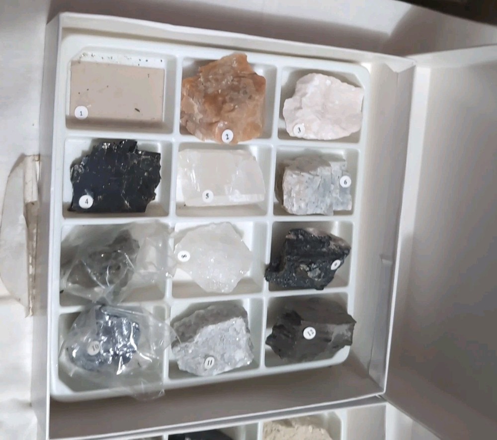 Mineral Identification Kit, Rock Samples Studying Geology &Earth Science Wards