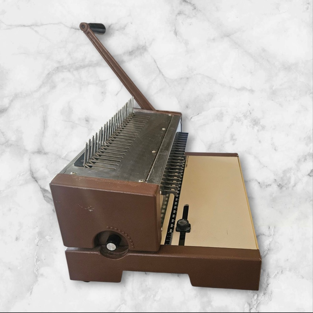 HIC HPB-210 Manual Comb Binding Machine