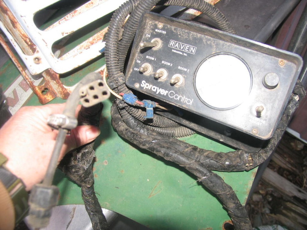 Raven MG Control Sprayer Monitor