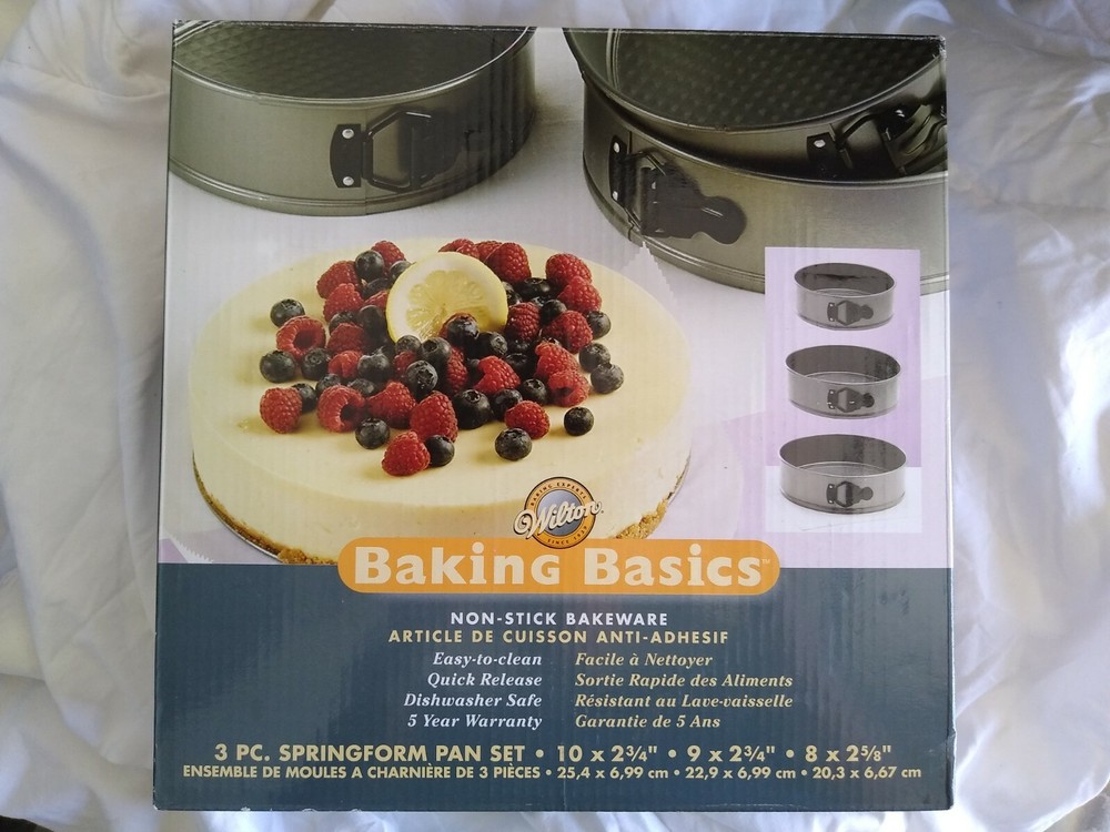 Wilton Baking Chef's Advantage Bakeware SPRINGFORM BAKING PAN SET OF 3 8" 9" 10"