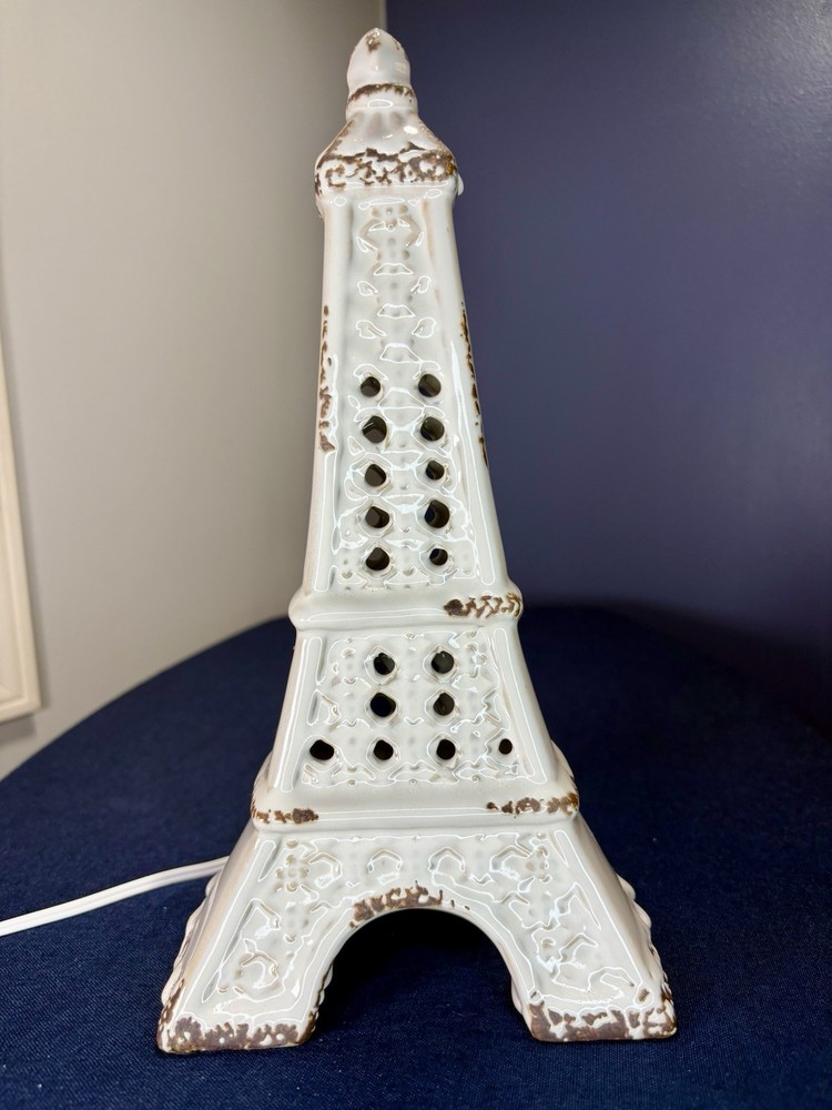 Eiffel Tower Light with brand electrical workings