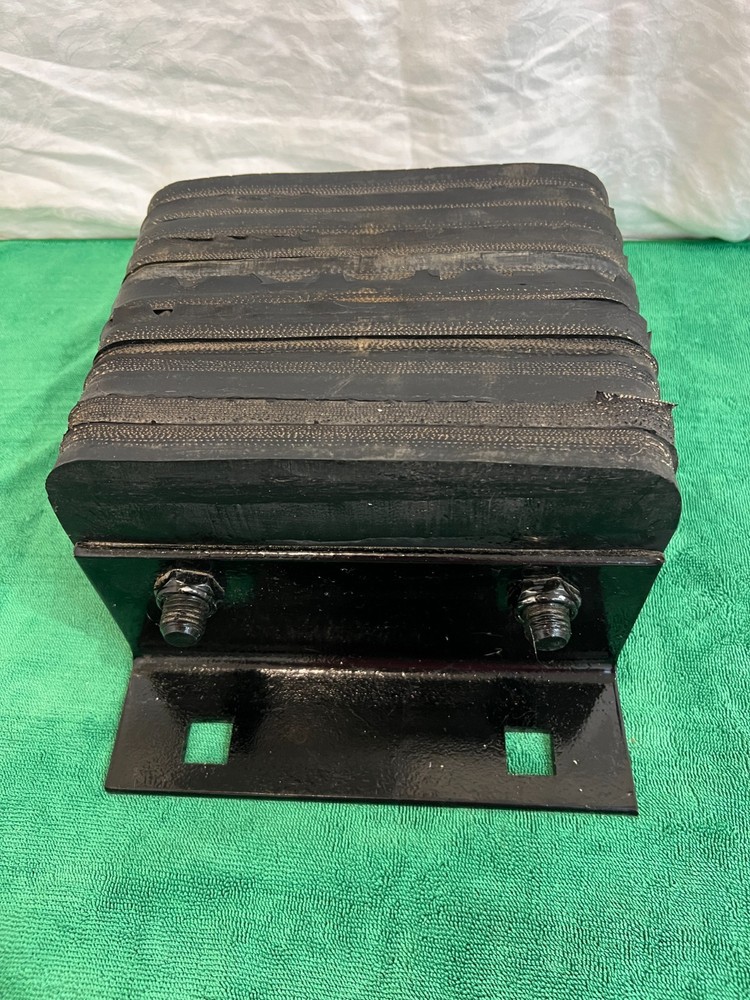 8" x 10" Laminated Rubber Dock Bumper