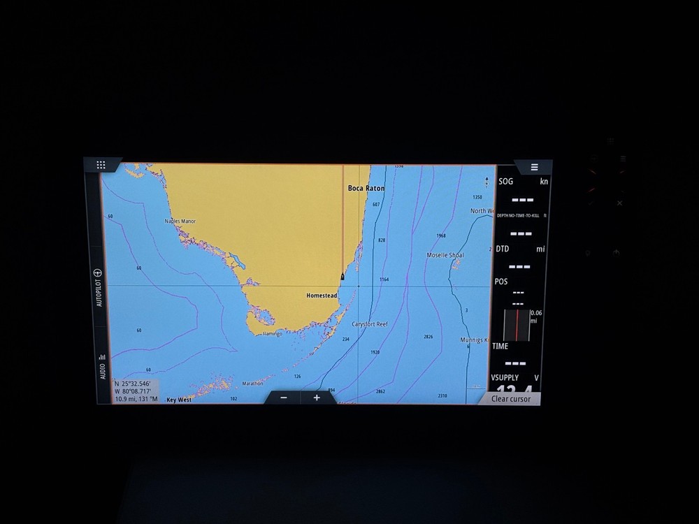 Simrad NSS16 evo3 16” MFD Chartplotter Fishfinder Multifunctional Display