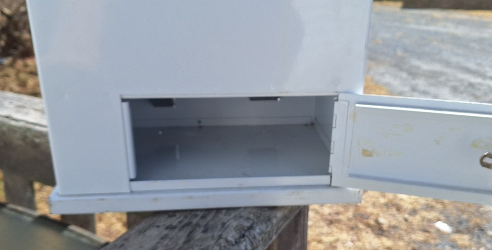 Large White Nevada Gumball Machine