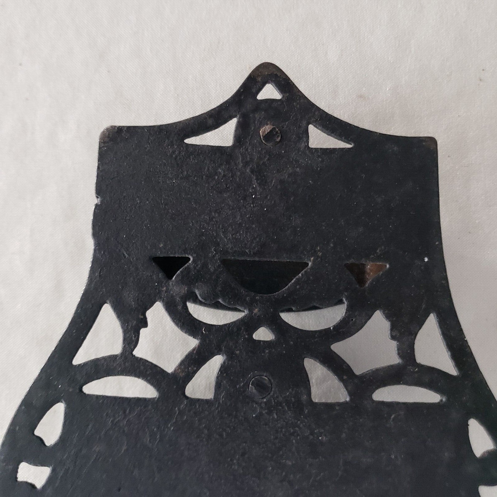 Vintage Wilton? Cast Iron Match Holder