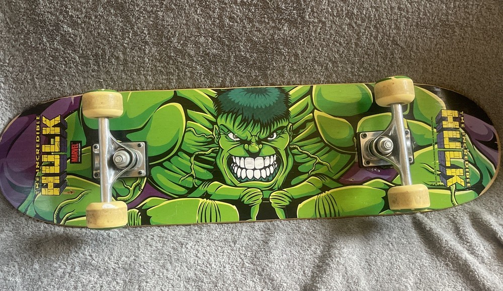 Vintage 2002 Marvel The Incredible Hulk Caution Skateboard