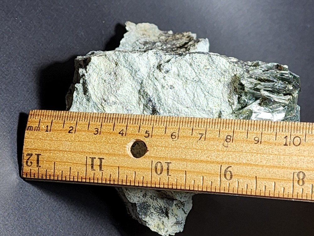 Clinochlore Fe Mineral Specimen