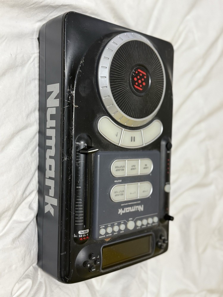 Numark Axis 9 Professional CD Player With Effects used In Working Condition