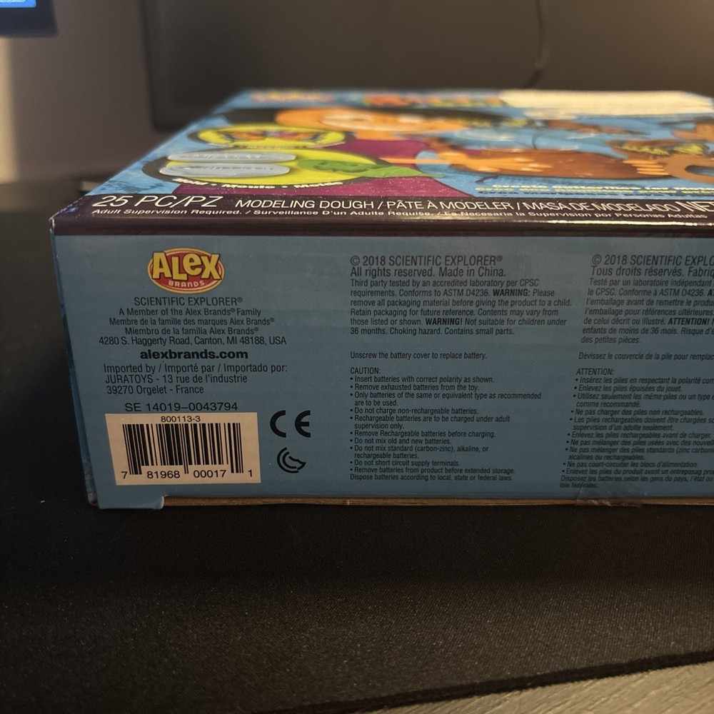 Scientific Explorer Butterfly Science Kit 5 Educational Activities 25 Pieces!