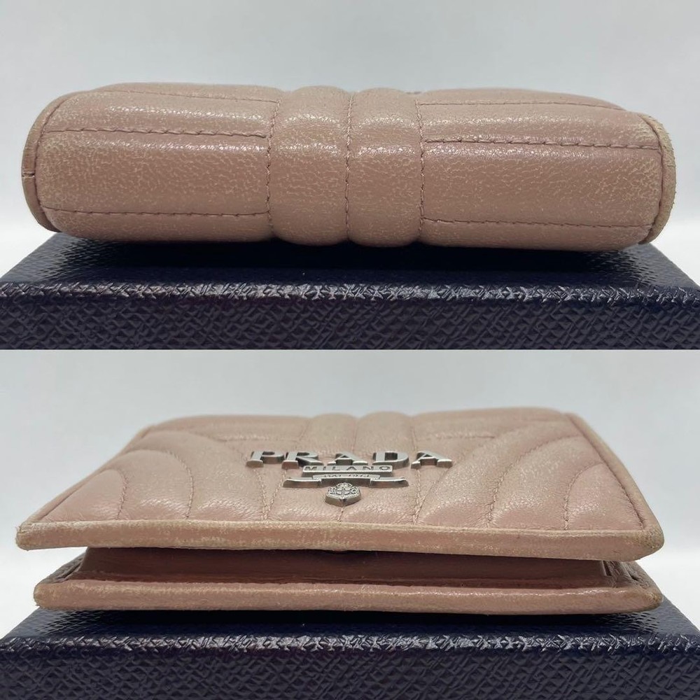 Authentic PRADA Saffiano wallet leather excellent gift
