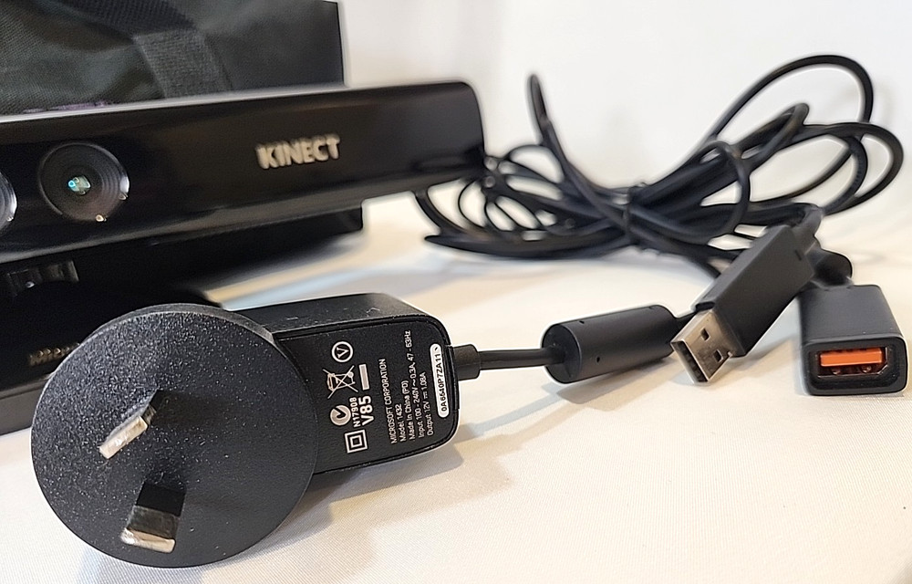 Microsoft Kinect for Windows Sensor PC Model 1517 Power Supply Carry Case Tested