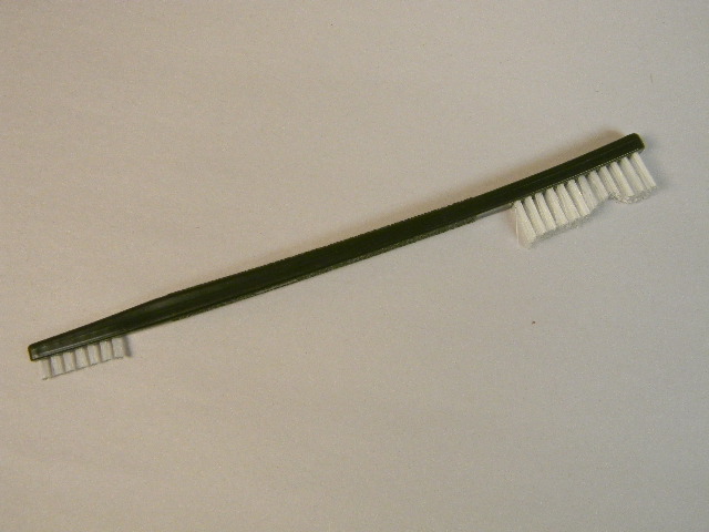 DOUBLE END O.D. GREEN HANDLE BRUSH