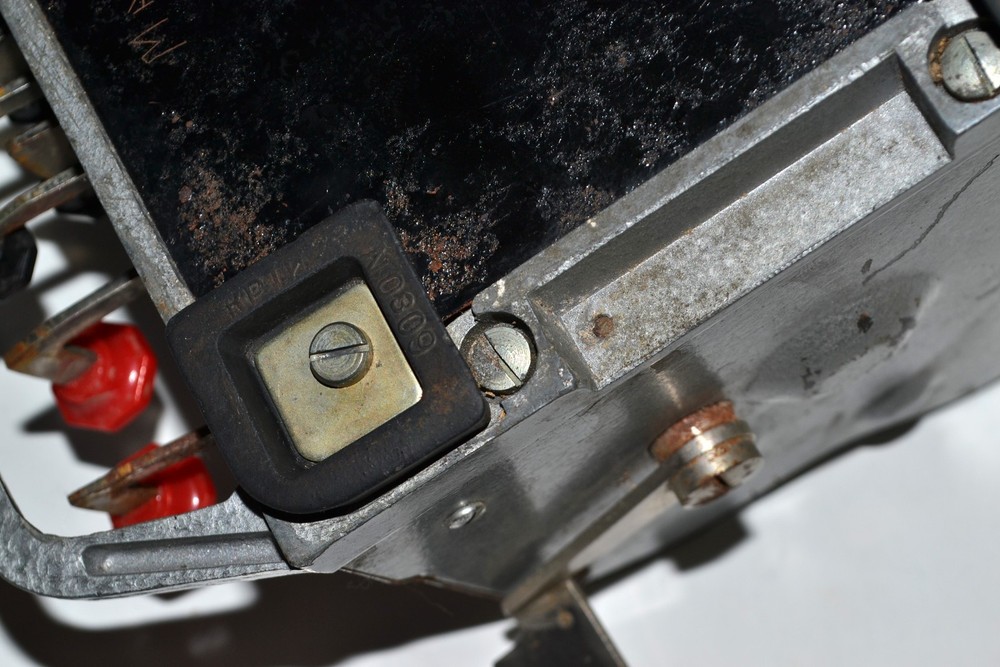 Vintage Soviet arithmometer adding machine calculator VK-1