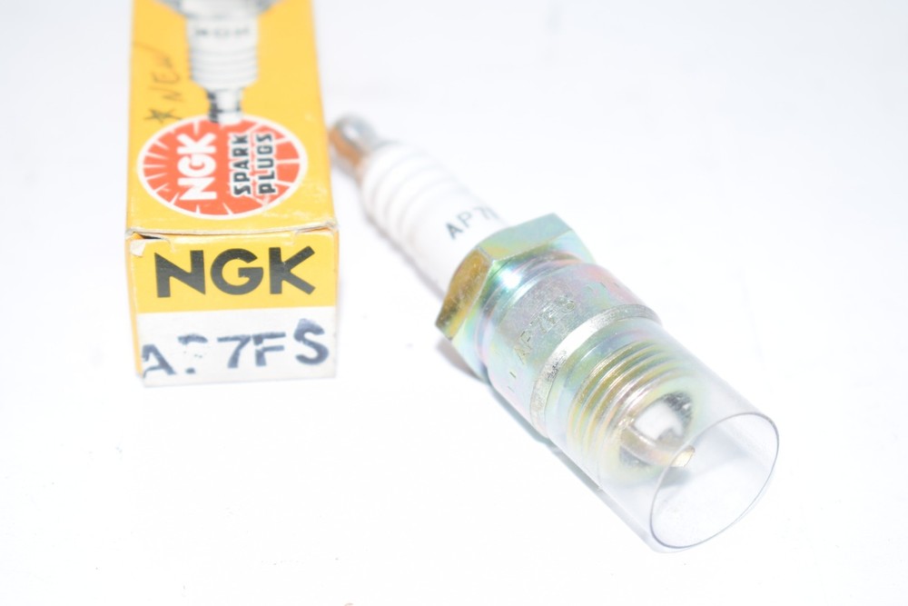NEW NGK Spark Plug AP7FS