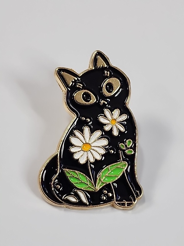 Black Cat with Daisies Lapel Pin