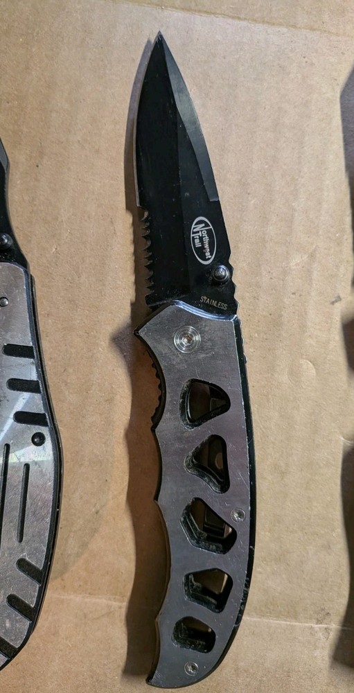 3 Smith & Wesson Ect. Folding Pocket Knives Lot Bundle EDC Knife Pre Owned