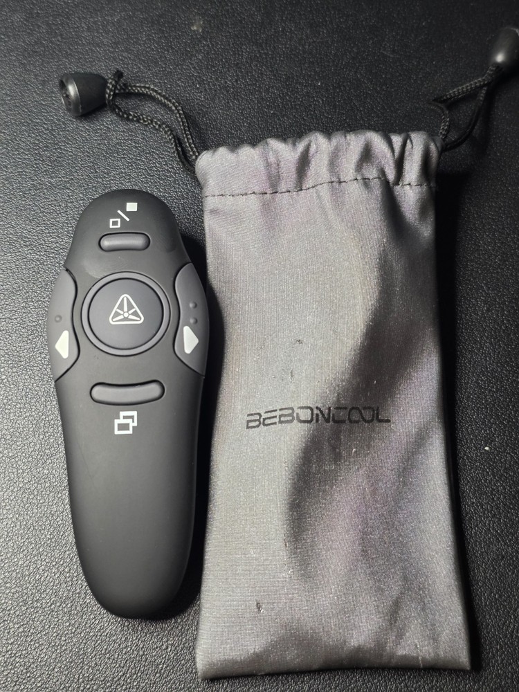 Wireless Presenter Remote - USB connect and Laser Pointer