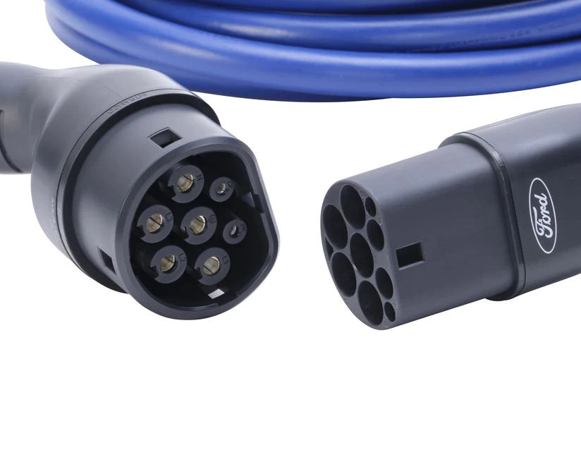 Original Ford Mustang Mach-E GT Charging Cable 32A, 6m, 3 phase, Type 2-Type 2