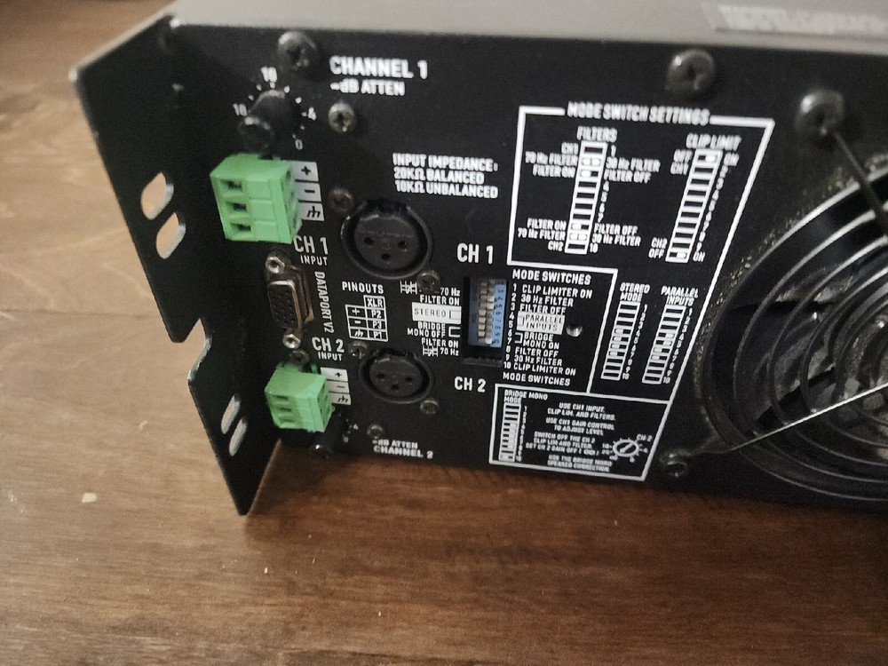 QSC ISA 280 Professional Amplifier