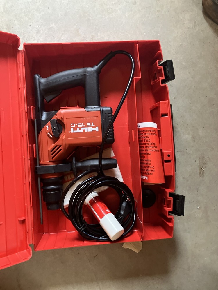 Hilti TE 15-C (230 Volt 50/60 Hertz). Please Read Description