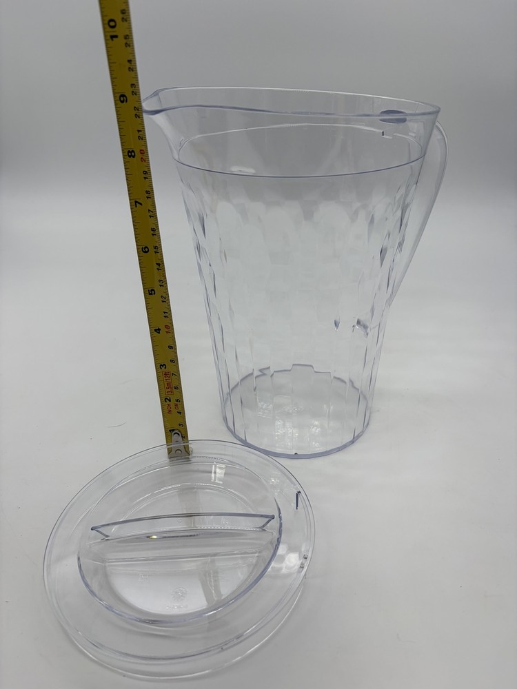 Tupperware 2L Pitcher Clear Plastic w/ Lid Diamond Pattern New