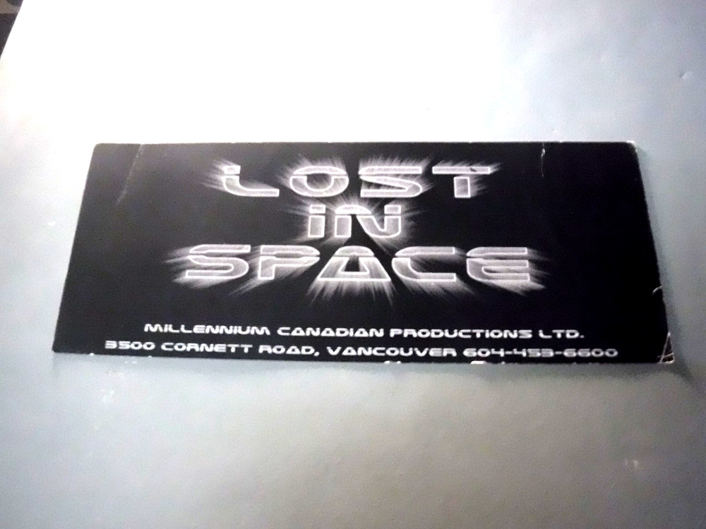 LOST IN SPACE  TV  SERIES  CREW PASS