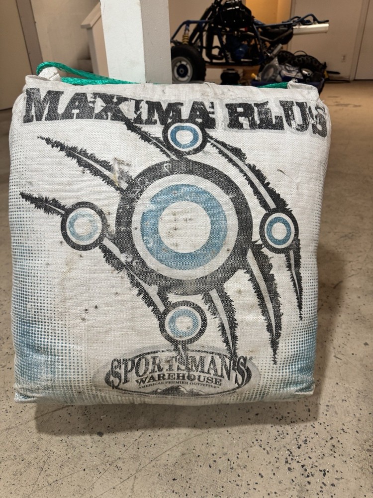 Sportsmans Warehouse Maxima Plus Archery Target  Bag