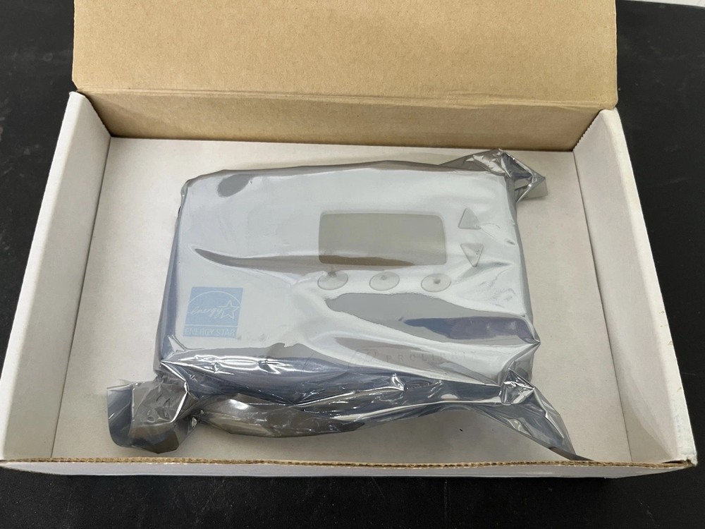 NT160e Network Thermostat