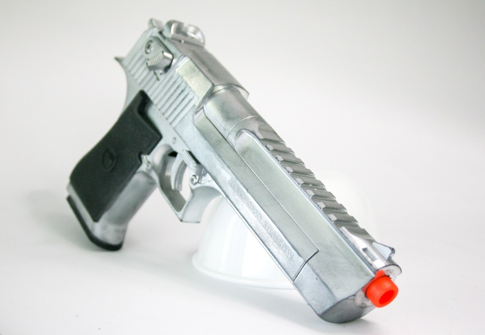 Desert Eagle Prop Gun (Deadpool, Call of duty)